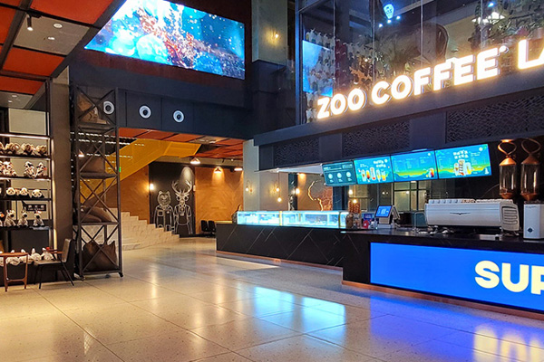 SUPER ZOO主题街区